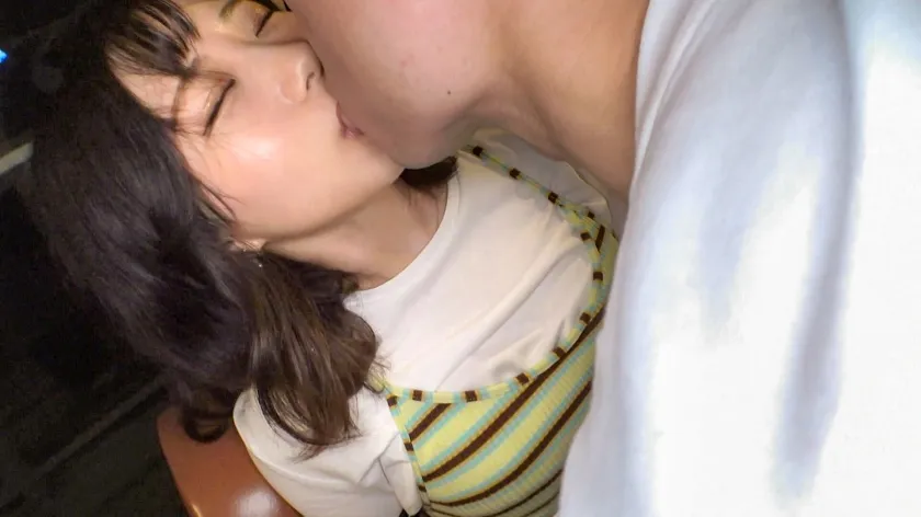 【花咲ゆりか】マジ軟派、初撮。 1813 月島のもんじゃストリートで出会った学生と夜景のキレイなホテルで…。超潮吹き体質！手マンで何度も何度もスプラッシュ！敏感すぎるオマ●コに巨根にトドメを刺され大絶頂！