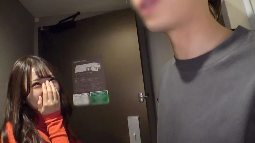 【織衣いとか】マジ軟派、初撮。 1895 【20歳そこそこにしか見えない可愛すぎる幼顔の31歳(バツ1)】日々の寂しさとムラムラを抑えきれず、初対面の男に責められ即堕ち！手首を縛られてさらに興奮！大人しい雰囲気を一蹴するようにピストンの度キャンキャン喘ぐ！！