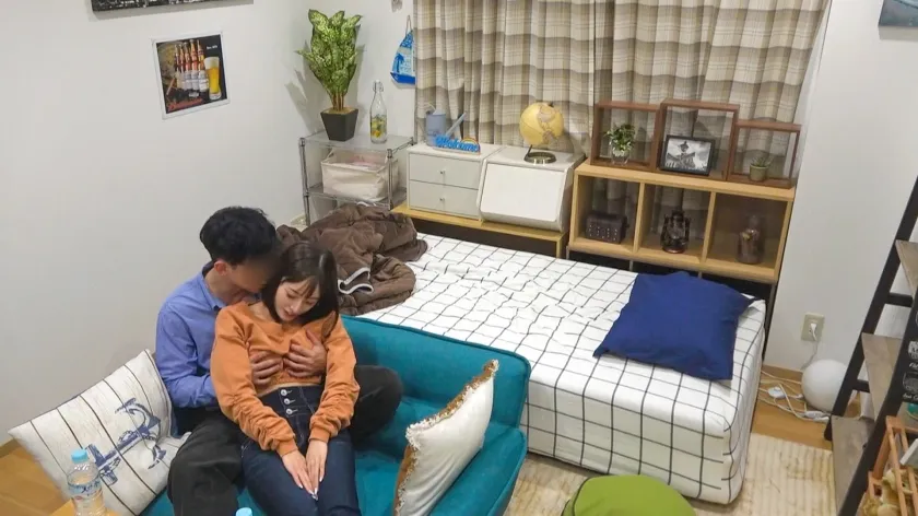 百戦錬磨のナンパ師のヤリ部屋で、連れ込みSEX隠し撮り 295 アプリで出会ったお姉さんを連れ込み！ガッツリ肩出した服で気合十分？合意と見てよろしいですね？隠し撮りされてるとも知らずにスラッとした裸体があらわに！チンポで膣奥をグリグリすると身をよじるようにビクつかせ、切ない表情と声で喘ぐ！！