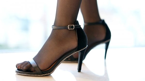 【松本菜奈実】ラグジュTV 1377 撮影で味わった刺激的な快感が忘れられず再び登場した元グラビアアイドル！以前にも増した性欲とローションに包まれた豊乳・豊尻・豊満ボディをカメラの前に曝け出し、積極的に男を貪る痴女プレイは必見！