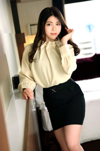 【深月けい】ラグジュTV 1537 『彼氏とのセックスに満足できなくて…』悩める美容部員が溜まった欲求を解消するべくAV出演！経験豊富な美女が騎乗位で一心不乱に腰を振り、快楽に乱れる！！