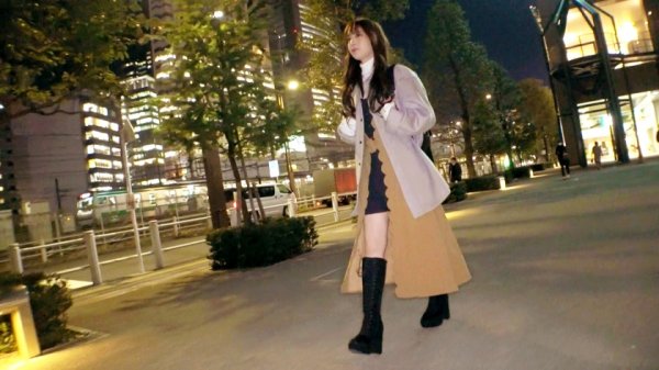 【斎藤みなみ】【激カワ白衣の天使】23歳【美白＆エロ尻娘】みなみちゃん参上！内科で働く彼女の応募理想は『出会いも無くて寂しくて…』とにかくエッチが好きらしい！セックスレス看護師は【薬と点滴】が必要でAVに緊急入院！かなり積極的なエロナースは太い注射刺されて悶絶ガチイキ！可愛過ぎる変態看護師の脈拍測定不能の絶頂SEX見逃すな！