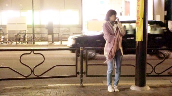 【市来まひろ】【超SSS可愛い人妻】26歳【結婚3年目】まひろさん参上！介護ヘルパーの仕事をしている彼女の応募理由は『旦那の稼ぎが少なくて…あと、粗チンなんです…』SEXに満足出来ない日々！当然旦那には秘密！【引き締まったスレンダーBODY】に媚薬オイルを掛けるとオーガズムの嵐！【極上のフェラ＆極上のアナル舐め】日頃の鬱憤をはらすが如く快楽に溺れる人妻の激イキSEX絶対に見逃すな！