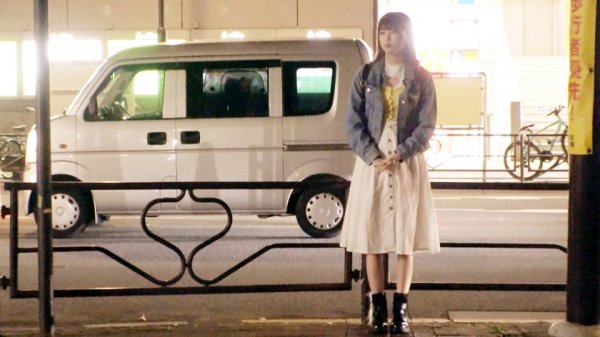 【森日向子】【サラブレッド美少女】20歳【馬肉屋の看板娘】ひなこちゃん参上！大学に通いながら馬肉屋でバイトをしている彼女の応募理由は『人にエッチを見られたくて…』驚きの性癖！【馬並のデカチン希望】激しいエッチが大好きな【じゃじゃ馬娘】グラインド騎乗位は必見！【百万馬力ピストン】立ち馬ックで鞭打たれイキよがる絶頂SEX絶対に見逃すな！