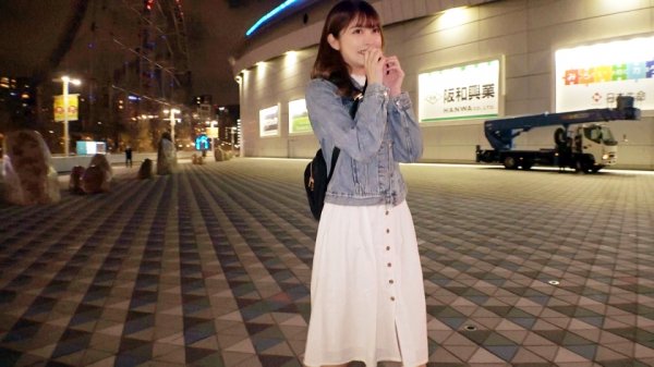 【森日向子】【サラブレッド美少女】20歳【馬肉屋の看板娘】ひなこちゃん参上！大学に通いながら馬肉屋でバイトをしている彼女の応募理由は『人にエッチを見られたくて…』驚きの性癖！【馬並のデカチン希望】激しいエッチが大好きな【じゃじゃ馬娘】グラインド騎乗位は必見！【百万馬力ピストン】立ち馬ックで鞭打たれイキよがる絶頂SEX絶対に見逃すな！