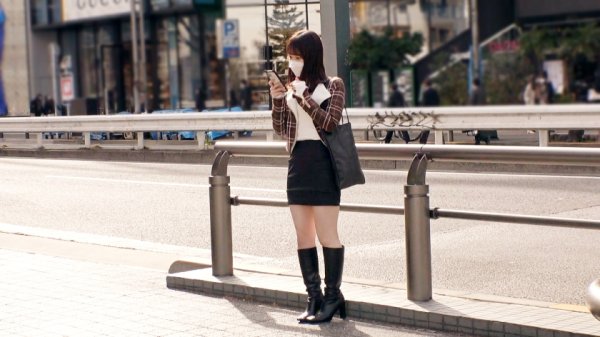 【天然美月】【超美少女】【アイドル級】みつきちゃん登場！彼女の応募理由は『彼氏に対しての当て付けw』彼氏がかまってくれないので自分アピールにAV撮影！こんなエロい私を見て～w【色白美肌】【イチャラブ】なんでもかんでも可愛すぎる！一発即死のピュアな瞳にピチピチ純白すべすべボディ！無邪気にチンポをしゃぶり顔をくしゃくしゃにイキまくる！恋人気分なイチャイチャラブラブSEXを見逃すな！