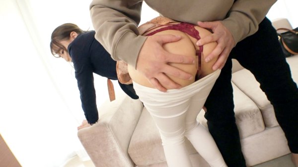 【三尾めぐ】【美人OL】【清楚でドエロ】めぐちゃん登場！『寝れないからセックスをw』仕事でイライラで毎日寝れない。そんな時はセックスで解消！？イキまくれば疲れ果てて、ぐっすり寝れるでしょ♪『セックスは睡眠導入剤です！』【即イキ】【大量潮吹き】セックスが生きがいっと豪語する彼女はとにかくイキまくります！！中イキ大好きOLはこれでもかと即イキ連発！！絶頂するたびに吹きまくる大量潮吹きスプラッシュSEXを見逃すな！