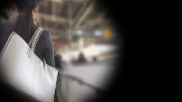 【小梅えな】【H巨乳に通勤中出し】電車で痴漢。乳をもてあそばれ→中出し、昼休みはパイズリ奉仕、仕事終わりに激ピストンで千切れそうなほど暴れまわる爆乳。終日フル稼働の働くおっぱいへ3射精！