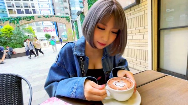 【来まえび】エチエチ美白乳GALガンギマリSEX！！美乳で美肌で尻もデカくてキレイの最強ボディが性欲暴走状態！！これはパターンピンク！！ド淫乱性交です！！玉金カラカラ警報発令中！！なんども搾精ピストンで俺を攻める！！/ラブホドキュメンタリー休憩2時間/94