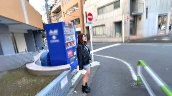 【東條なつ】【効果テキメン激潮媚薬！！】マジ美少女ガールズバー店員にドランク＆媚薬で爆潮モードに突入！！ド淫乱ガンギマリの潮吹きマ○コ！！本性解放でスレンダー美肉感尻をフリフリ連続ケイレン絶頂！！一度の大中出しでは収まらない…性欲増しのマシ美少女との2回戦…必見です！！/ラブホドキュメンタリー休憩2時間/媚薬SP/03