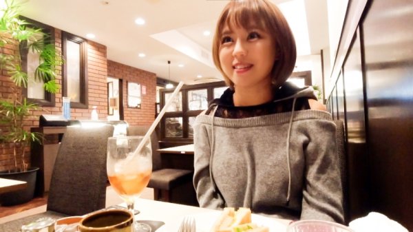 【真矢みつき】痴女化素人100％ セフレにフラれて間もない小麦肌ギャルがナヨ系男子の自宅でオナホを見つけて爆笑しながら悪ノリちんちん弄り あや　22歳 Dカップ