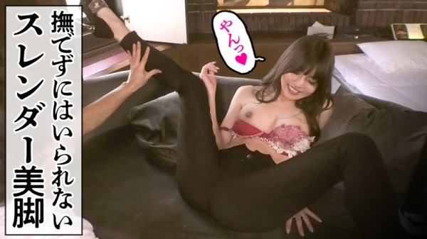 【松本りおな】【マゾ7割:サド3割 最適配合妻】【この乳首さそってやがる…】32歳のモデル級奥様がAV応募！極上敏感BODYと常に発情しっぱなし乳首でイキまくる！！ at神奈川県横浜市 長津田駅前