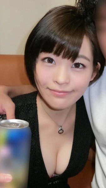 【川口葉純 他】素人ホイホイ×MBM このルックスに、この爆乳！！神が与えた奇跡 1000人に1人の逸材 爆乳素人 4 撮り下ろし3名