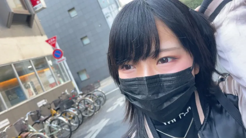 【四宮繭】【バンギャ女子】ネカフェでこっそりSEX_性欲限界突破で膣奥に中出し