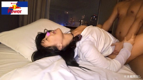 【胡桃まどか】ゆいぽん 【優良美少女／女子校生／清楚／巨乳／健康的な肌／体育会系女子／放心状態】 「もぅ…無理ぃ…っっ！！」彼氏の肉棒でずっとイキっぱなし！眩いばかりの美巨乳美少女が…、瞳をウルウルさせて快感を得るためにペニスを懇願！スケベ汁をメス穴からダラダラと大量に溢れさせて連続中イキ！