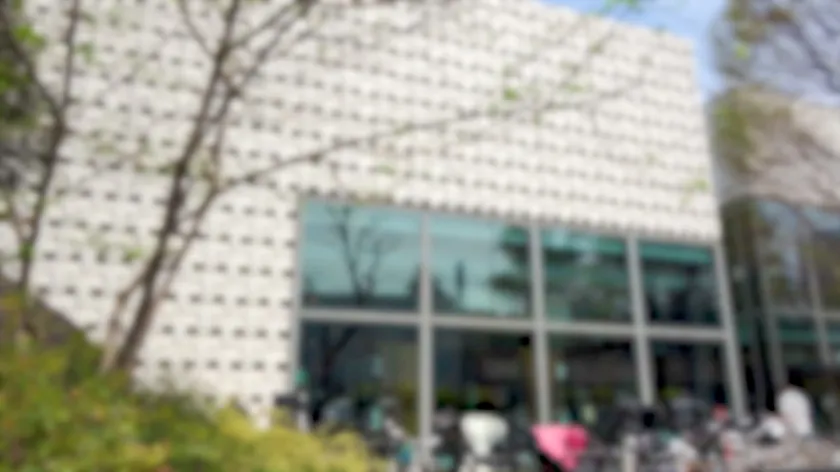 【受付嬢ナンパ 中出しハメ撮り流出】結婚式帰りに潮潮潮まみれ！！どの体位でもイク！！彼氏と別れたばかりの敏感スポーツ美女を口説いてなま中出し！！