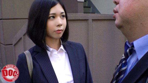【沙和れもん 他】スレンダー新人女子社員と巨漢上司の地方出張。なんと宿泊先のホテルはまさかの相部屋！？狂った上司が夜から朝まで種付けプレス！！
