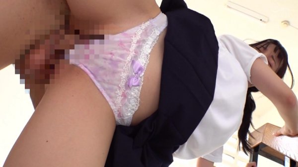 【森日向子 他】階段パンチラで誘惑！？先輩に勃起をいじられまさかのその場で生パコり