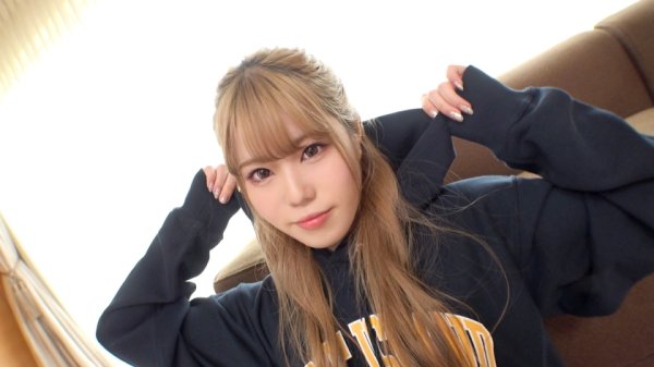 【初撮り】【専門学生】【色白美肌】イマドキファッションの専門学生。毛が薄くて割れ目が丸見えの秘部を刺激するとすぐに絶頂し.. ネットでAV応募→AV体験撮影 1826