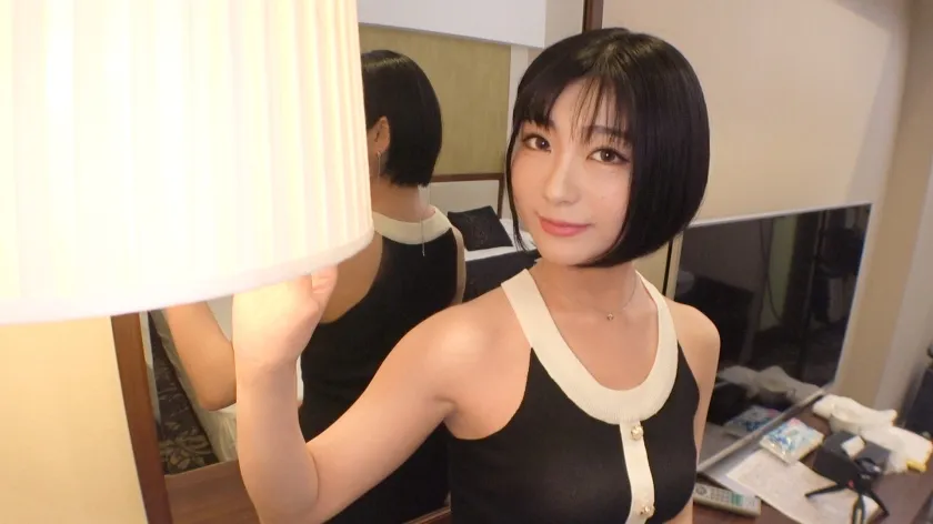 【姿勢の良さから漂う気品】清楚なスレンダー美人。だけど実は…フェラチオ中に男に電話させる変態プレイをしたことがあるSっ気美人？！ ネットでAV応募→AV体験撮影 1860