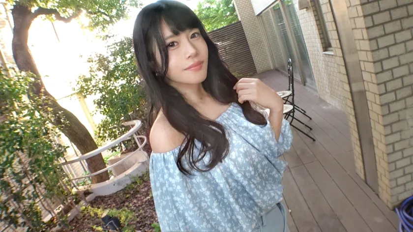 【初撮り】【色白スベスベ美肌】オナニーは日々のルーティン。電車でイタズラされてもそのまま受け入れちゃうえちえちガールのご登場！ ネットでAV応募→AV体験撮影 1890